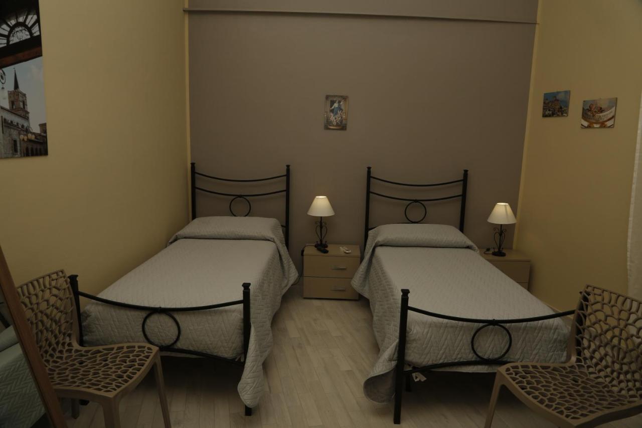 B&B Al Centro Nicosia Buitenkant foto